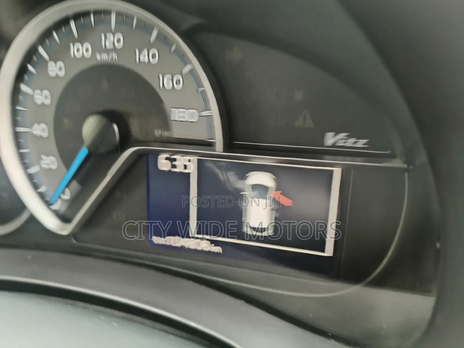 Toyota Vitz 1.5 FWD Hybrid 5dr 2018 Silver