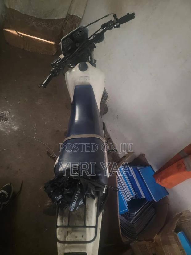Yamaha DT175 2017 White - thumbnail 2