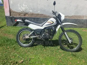 Yamaha DT175 2017 White