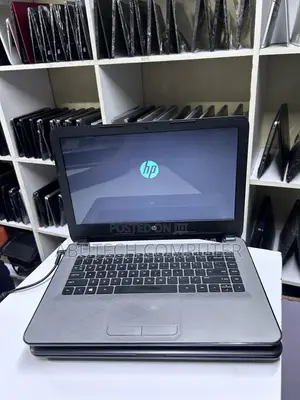 Laptop HP 348 G4 4GB Intel Core i5 SSD 128GB