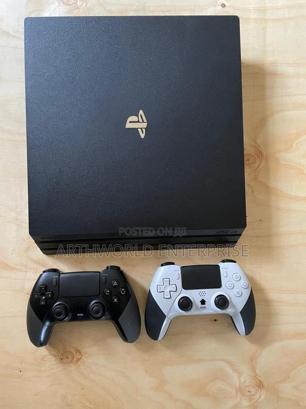 Playstation 4 Pro | Ps4 Pro (2 Pads) - 512 Gb
