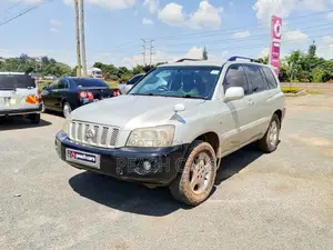 Toyota Kluger 2004 Silver