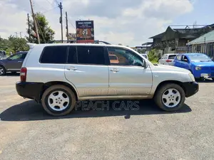 Toyota Kluger 2004 Silver