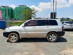 Toyota Kluger 2004 Silver