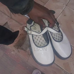 Online Mtumba Shoe Wear