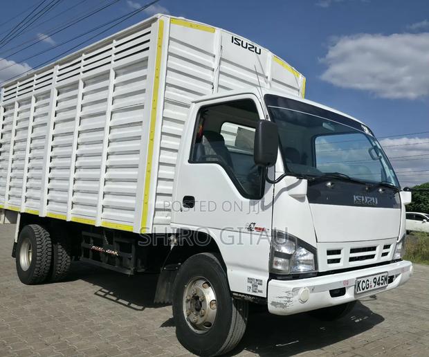 Isuzu NPR Local - thumbnail 3