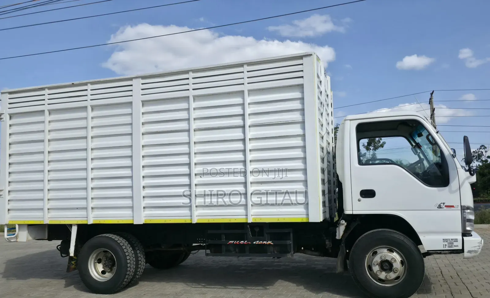 Isuzu NPR Local