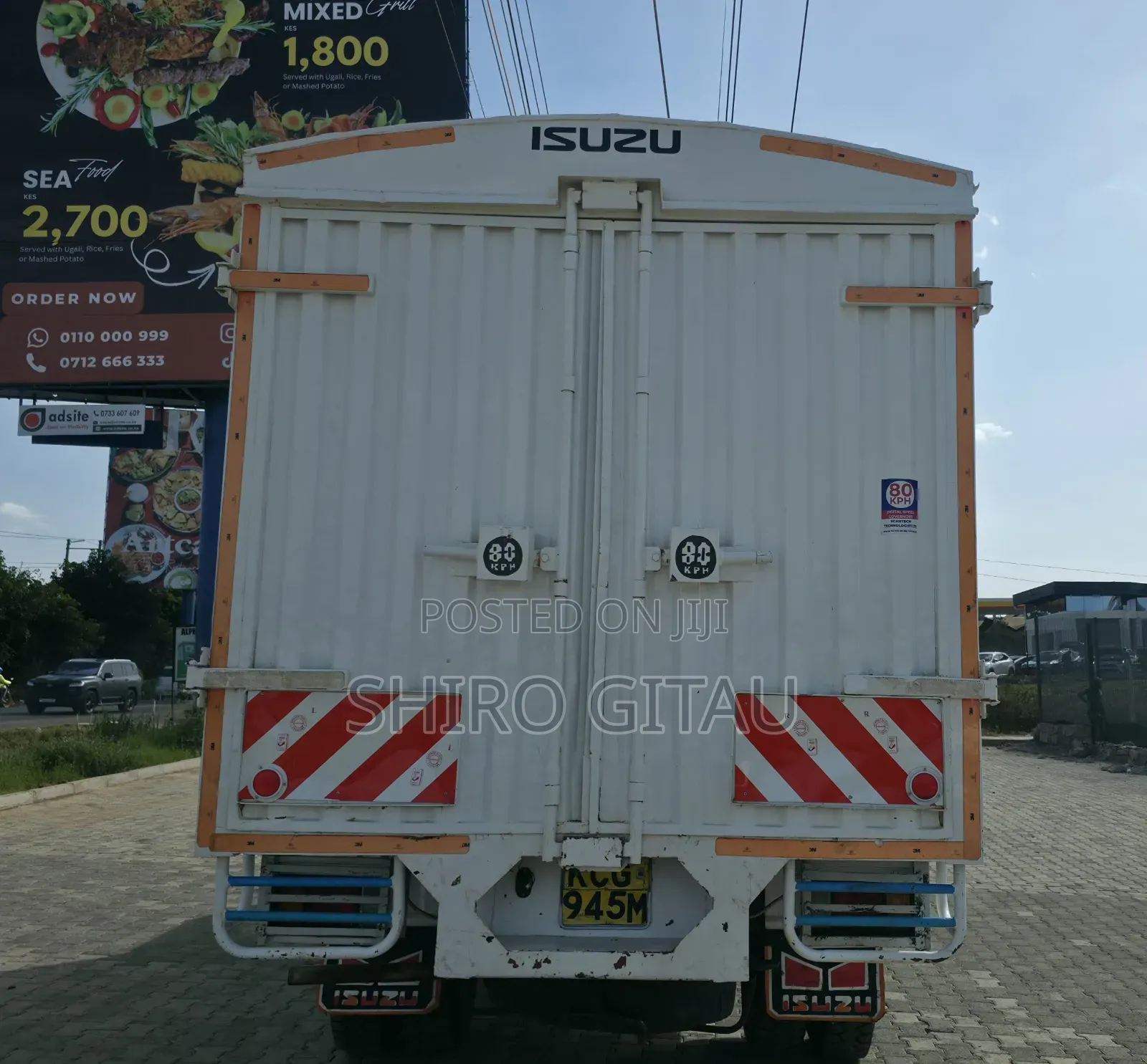 Isuzu NPR Local