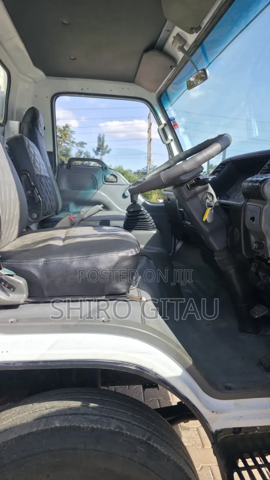Isuzu NPR Local