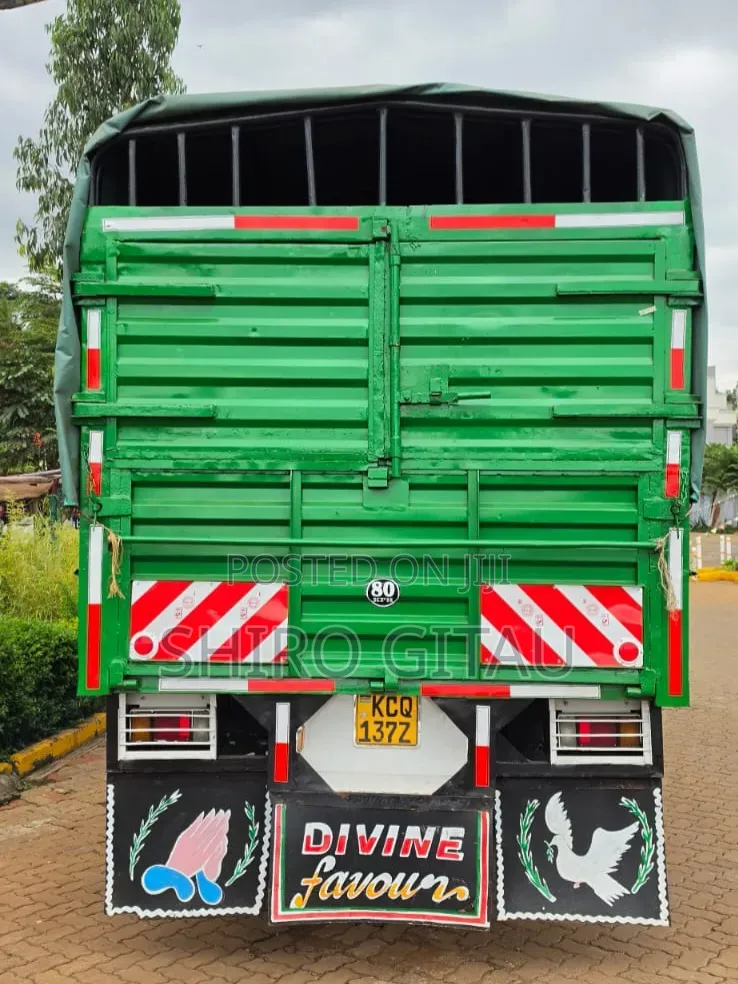 Isuzu FRR Local