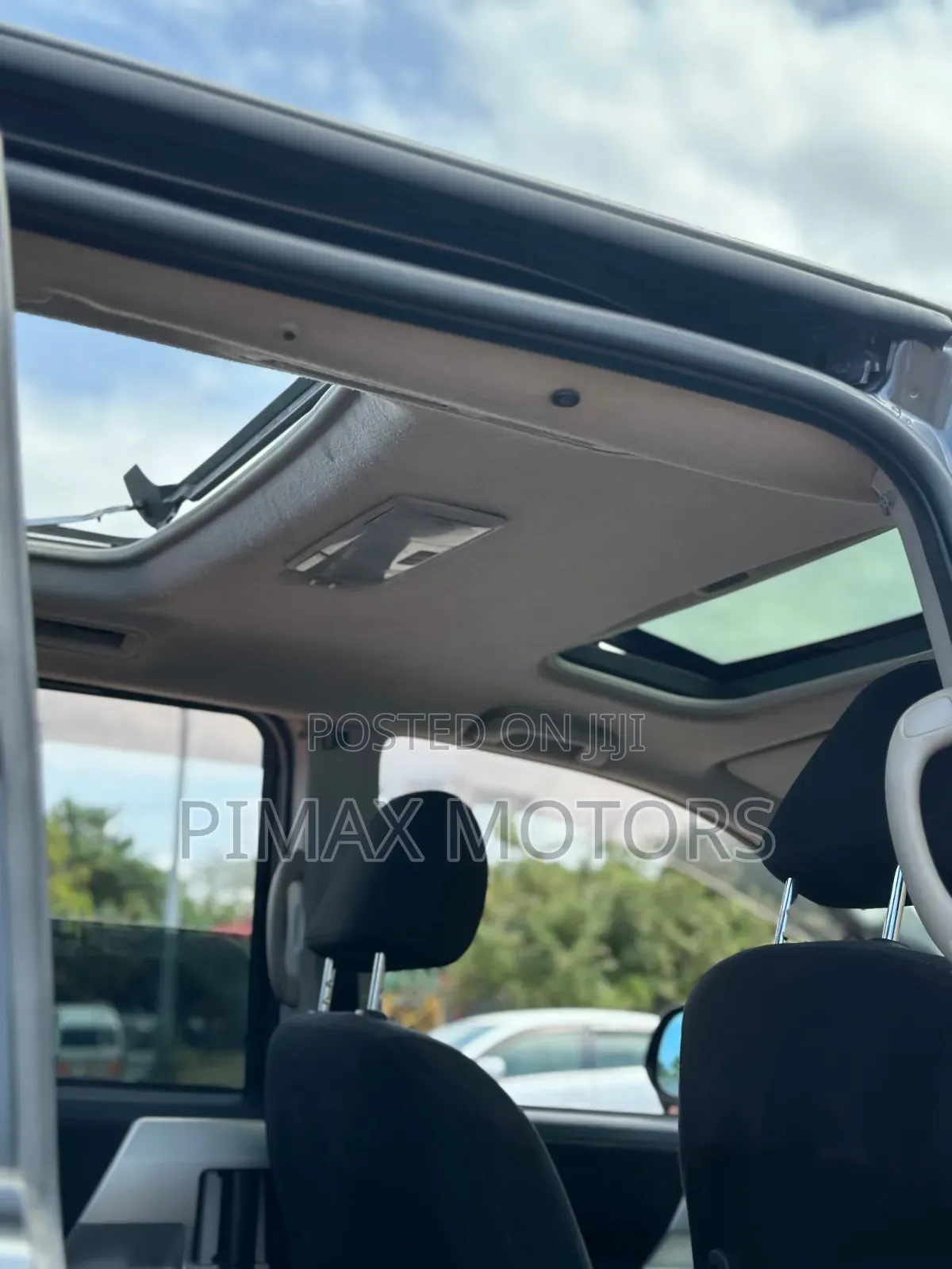 Toyota Noah 2011 Gray