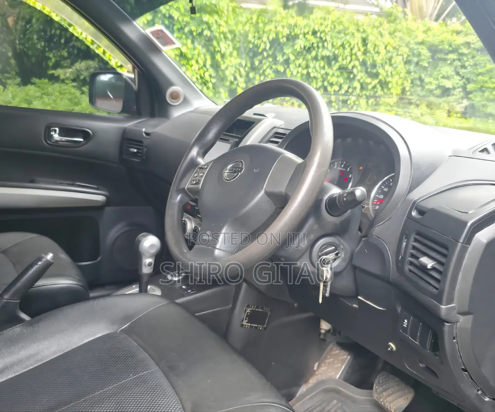 Nissan X-Trail 2011 Black