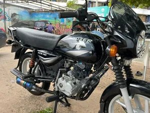 Bajaj Boxer 125 2025 Black