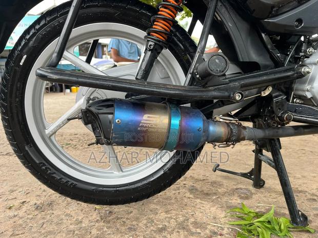 Bajaj Boxer 125 2025 Black - thumbnail 7