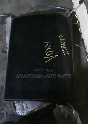 Side Fix Glass Toyota Voxy Zrr70