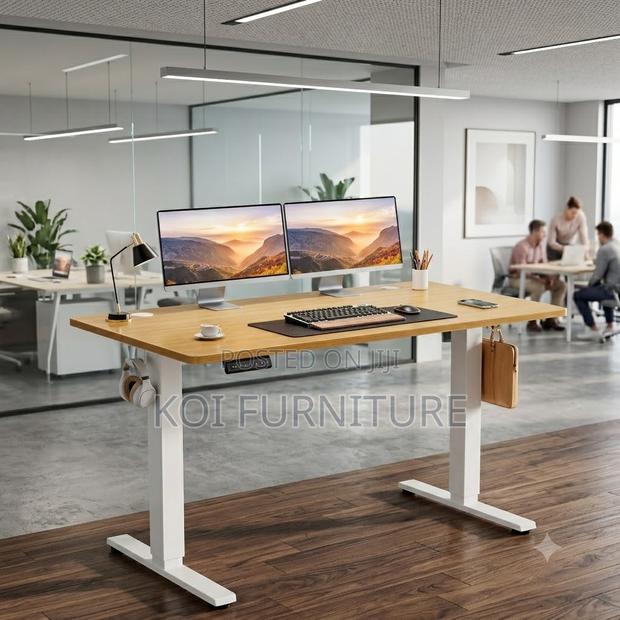 Office Desk; 1.4 Meters Electric Adjustable Gamers Desk - thumbnail 5