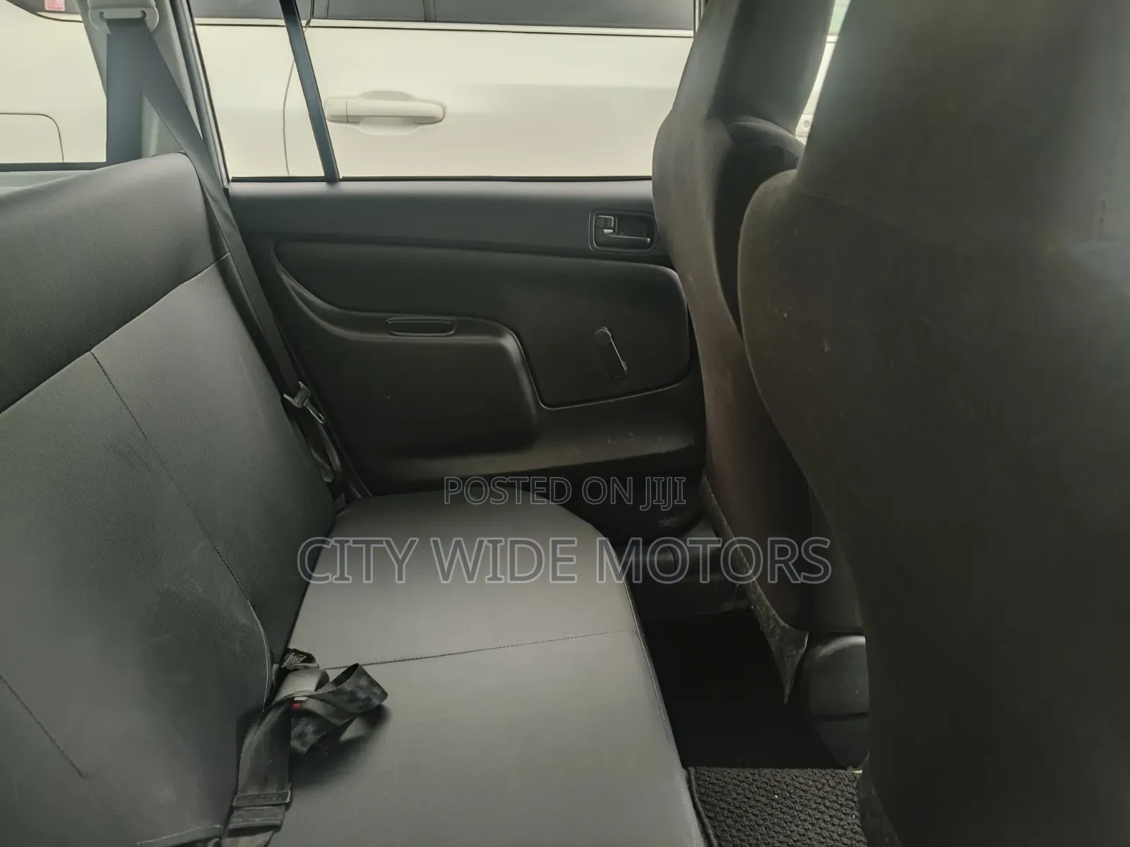 Toyota Probox 2020 Silver