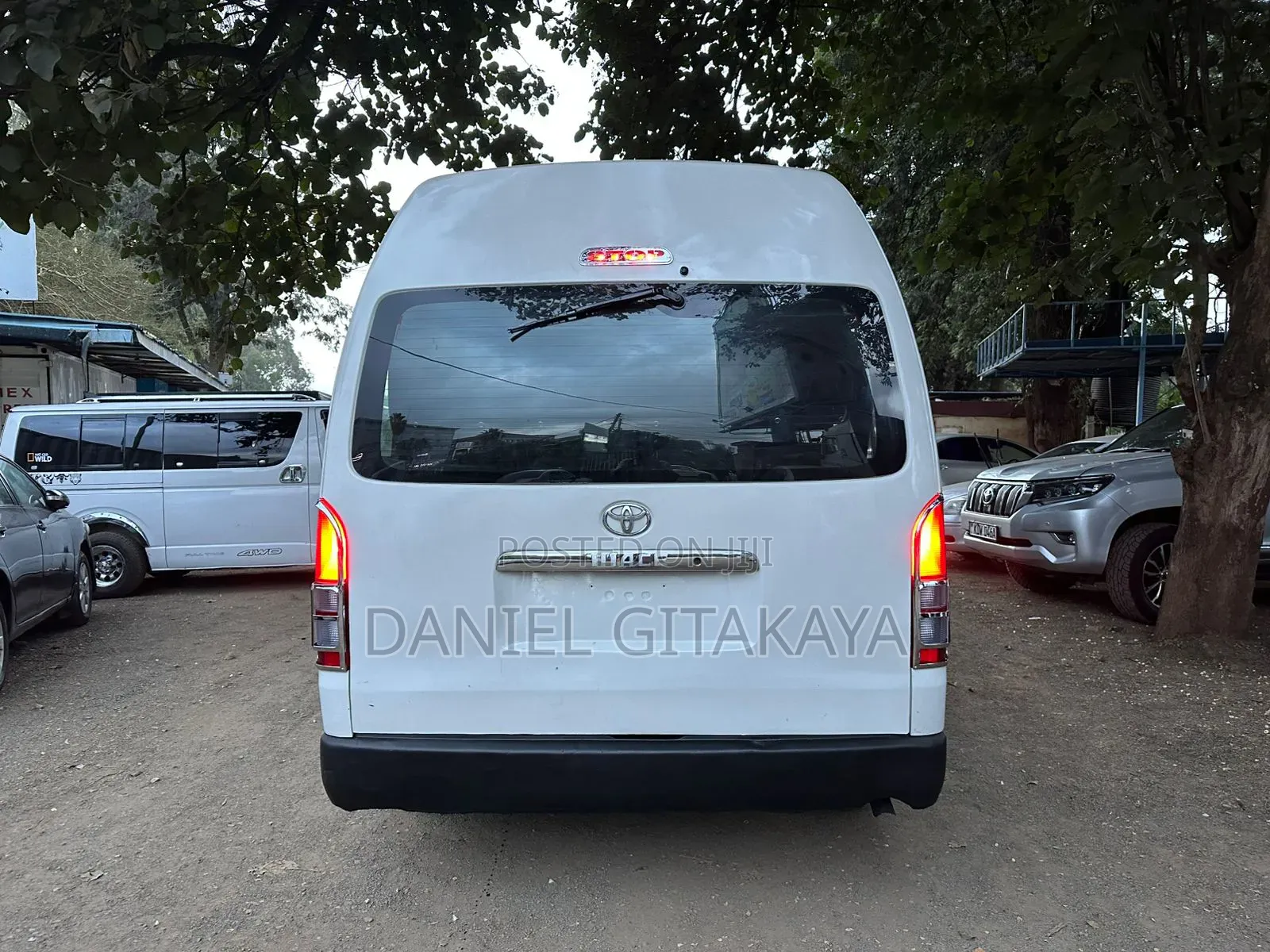Toyota HiAce 2019 White