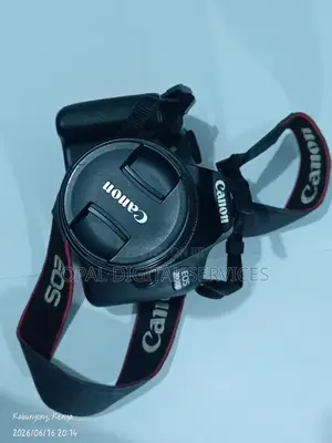 Canon Eos 2000d DSLR With 18-55 Mm Is STM Lens