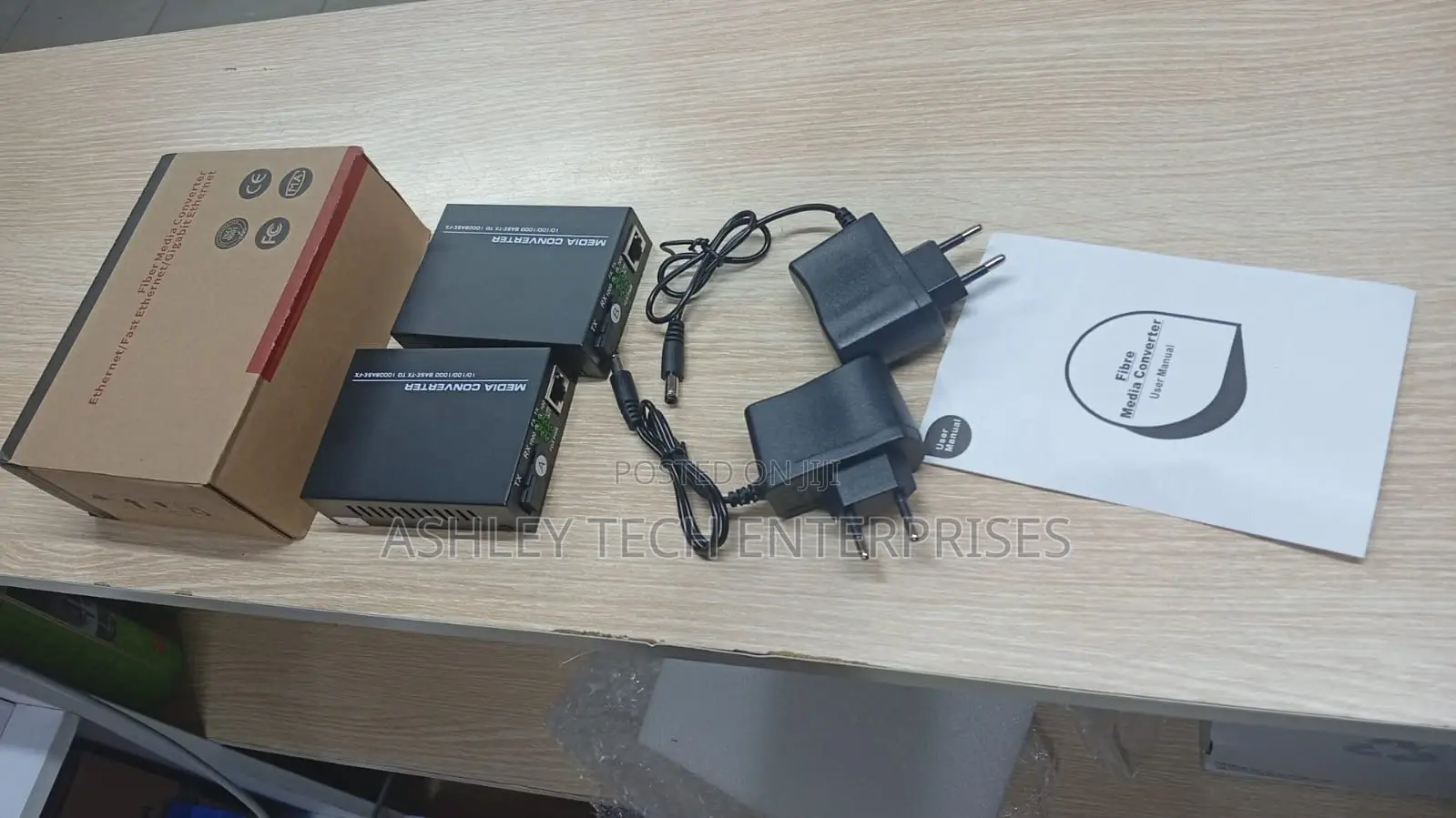 Pro Series Fiber Optic Media Converter 100m to 1g Ethernet