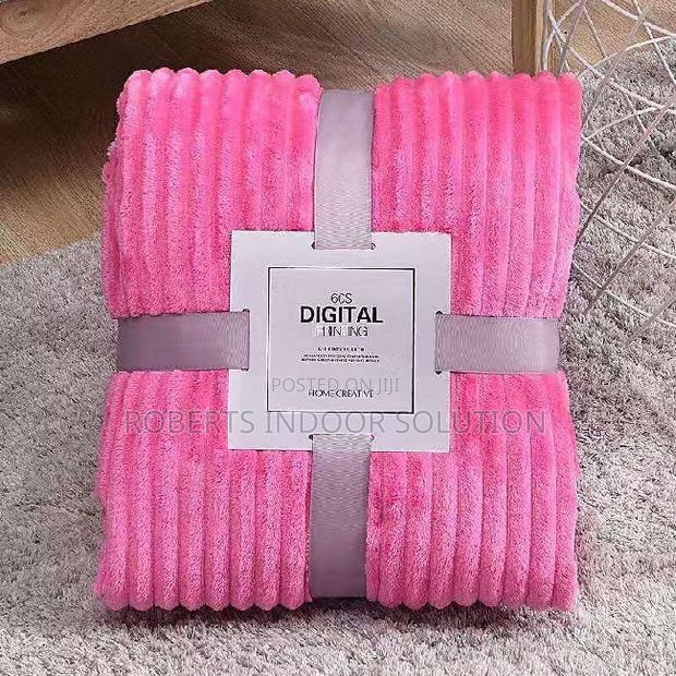 Highly Breathable Throw Blankets