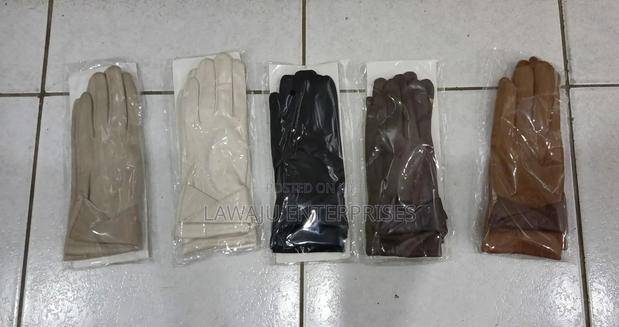 Touch Screen Sensitive Gloves - thumbnail 2