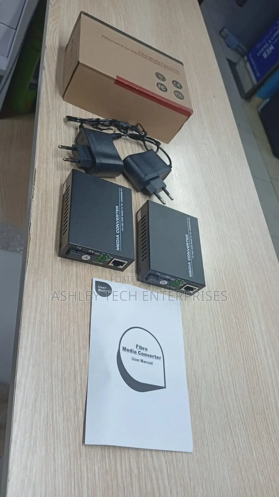 Smart Gigabit Fiber Media Converter for CCTV Networking 100m-100m
