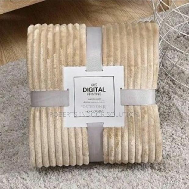 Cream Heavy Fleece Throw