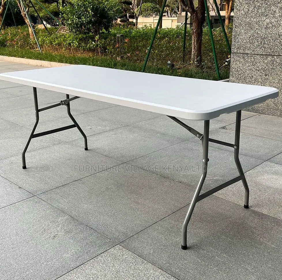 1.8m Foldable Plastic Table