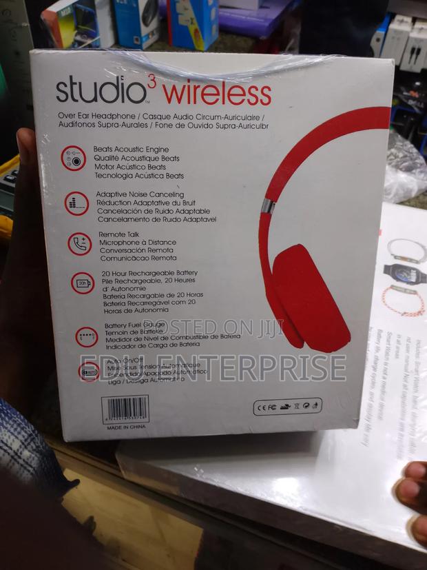 Beats Studio 3 Wireless Headphones  - thumbnail 2