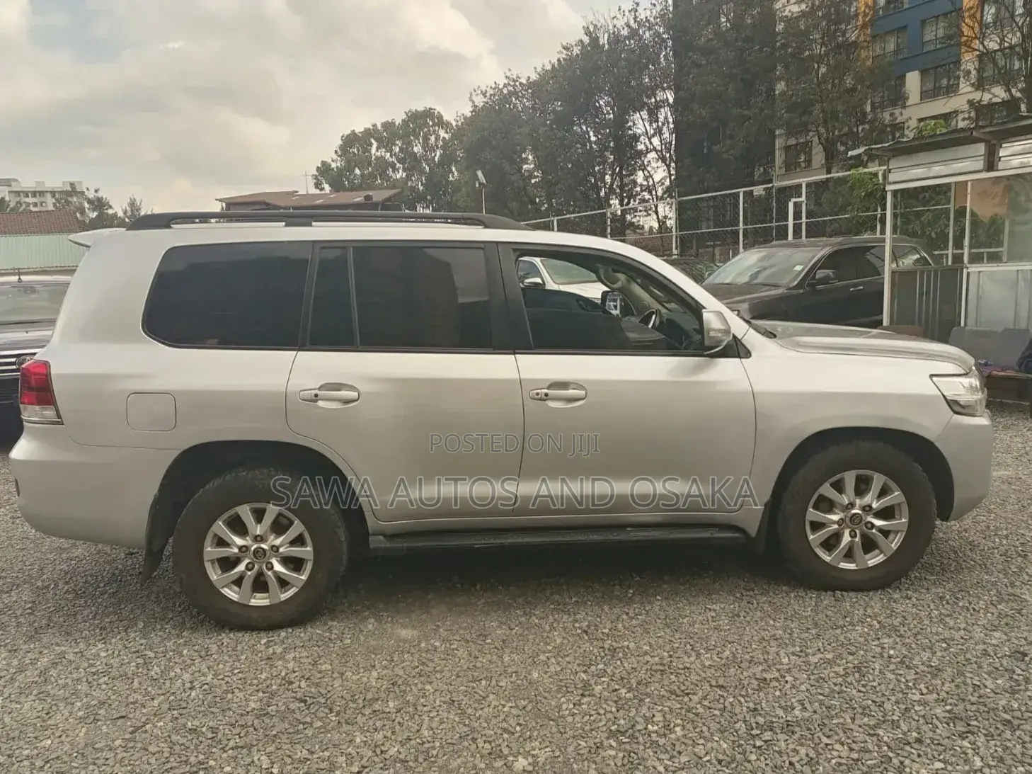 Toyota Land Cruiser 2012 Silver