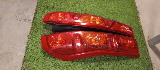 Xtrail Nt31 Taillights - thumbnail 3
