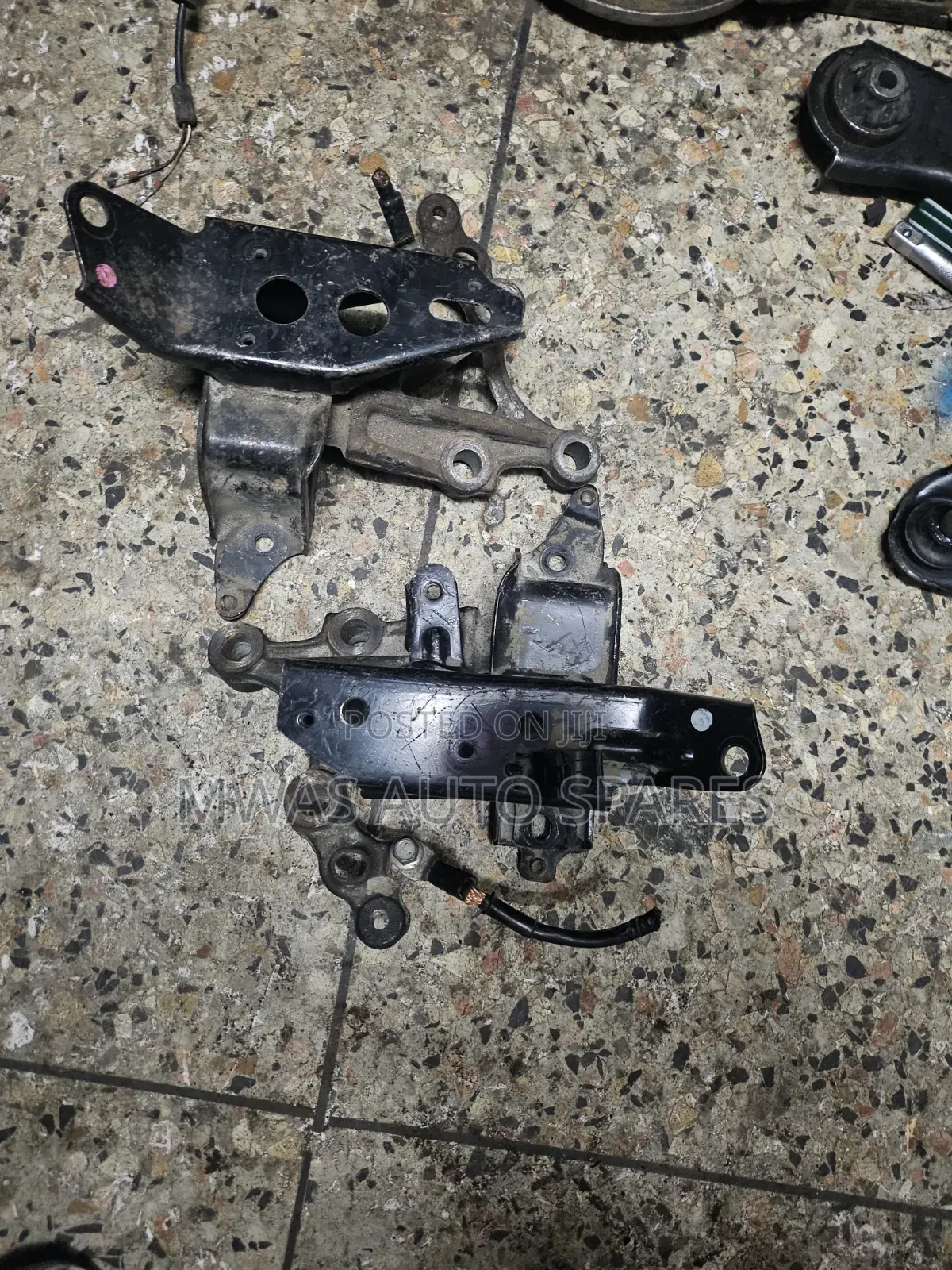 Toyota Passo Old Model Gear Mountain