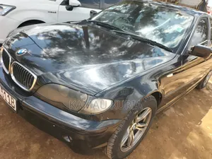 BMW 318i 2004 Blue