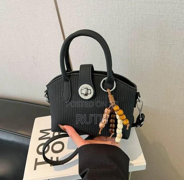 Women's Handbag - thumbnail 2