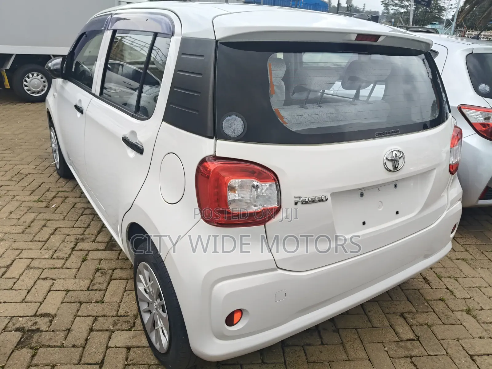 Toyota Passo 2018 White