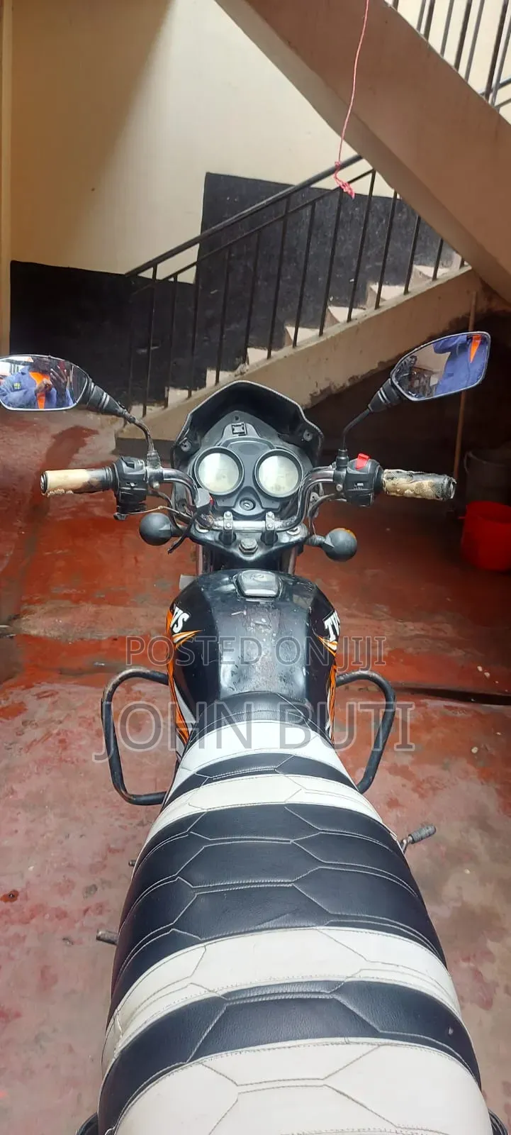 TVS 2020 Black