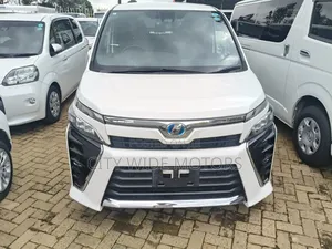 Toyota Voxy 2019 White