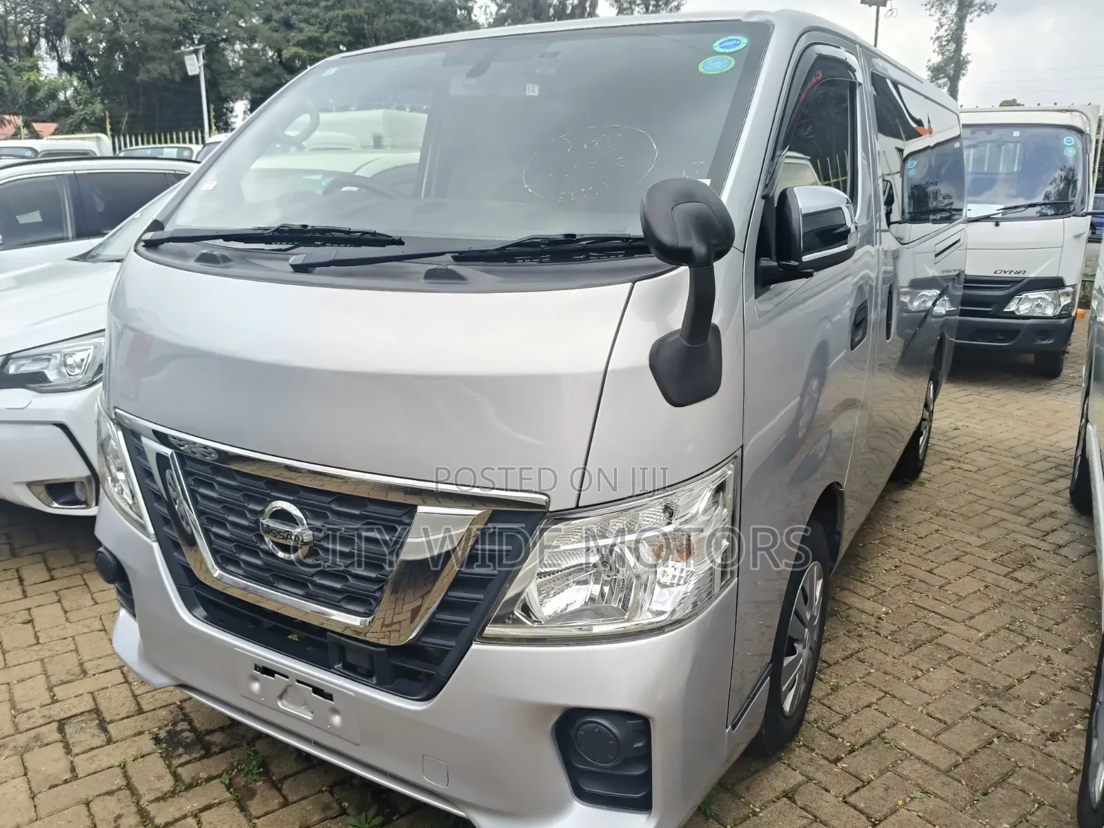 Nissan Caravan (Urvan) 2019 Silver