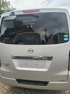 Nissan Caravan (Urvan) 2019 Silver