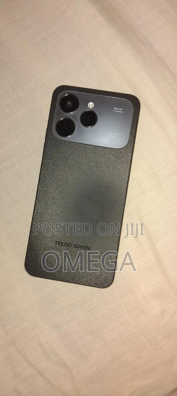 Tecno Spark 40