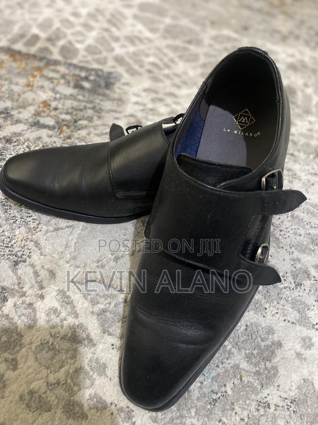 Official Shoes - thumbnail 3