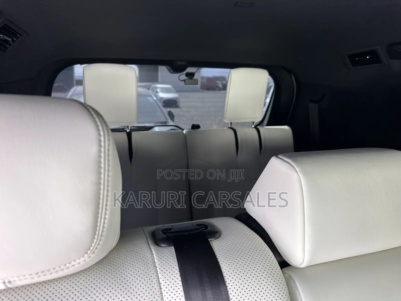 Lexus LX 2022 White