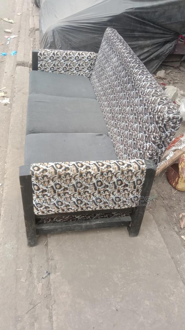3 Seater Very Simple Very Clean - thumbnail 4