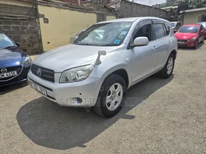 Toyota RAV4 2010 Silver