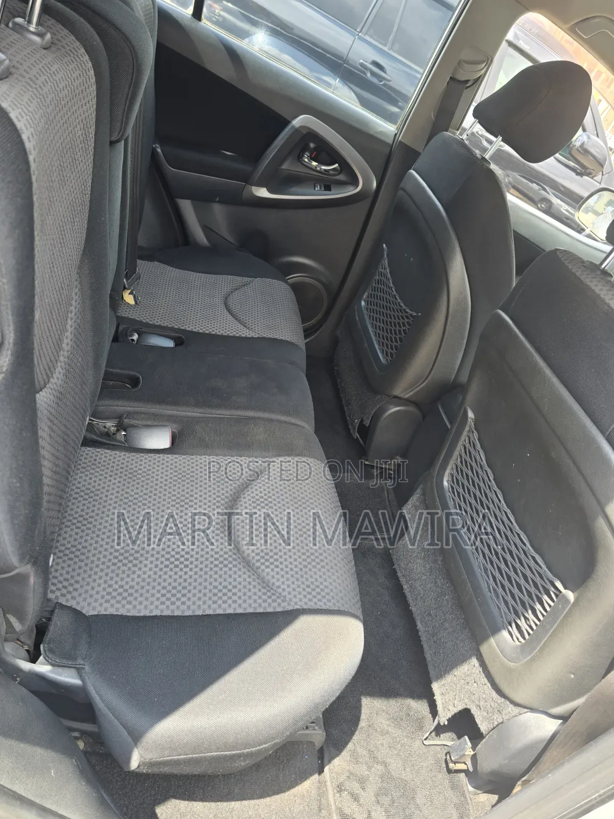 Toyota RAV4 2010 Silver