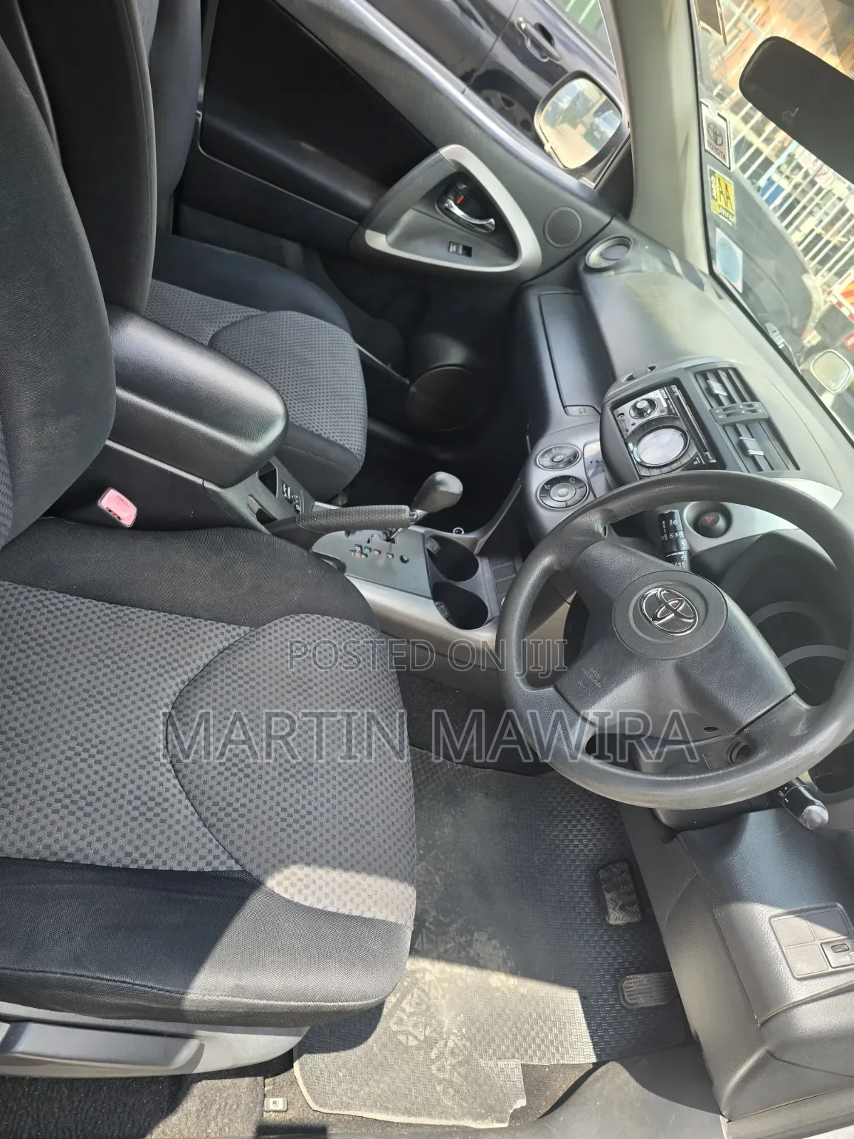 Toyota RAV4 2010 Silver