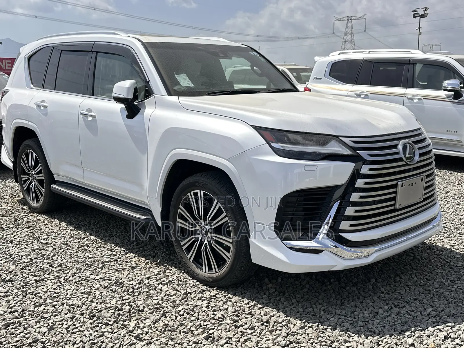 Lexus LX 2022 White
