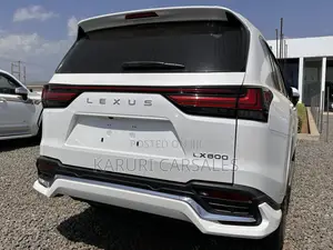 Lexus LX 2022 White