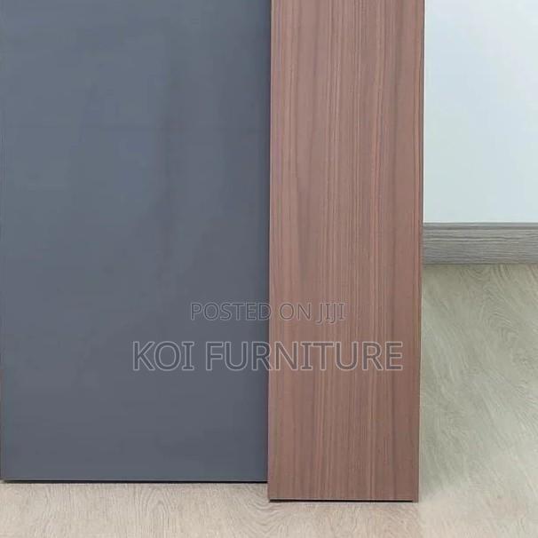 Office Desk : Levo02 1.8m Modern Office Reception Desk - thumbnail 6